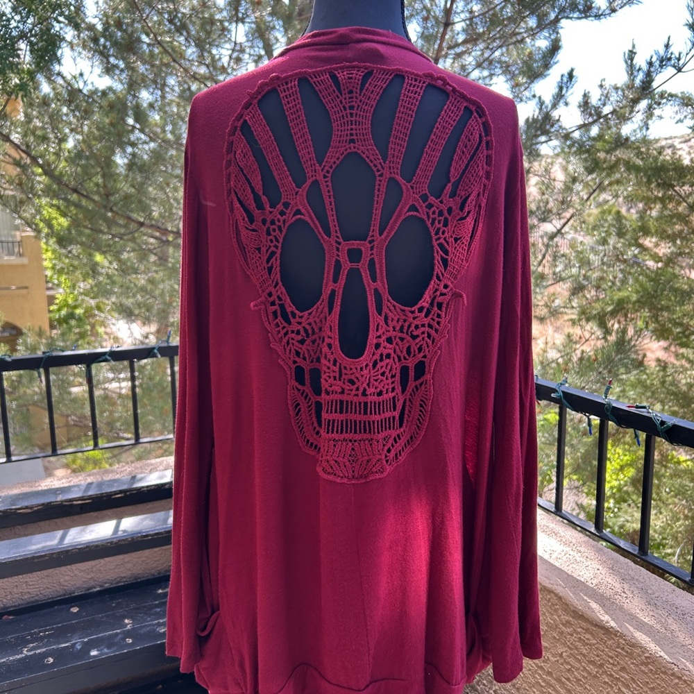 Vanilla Bay Burgundy Knit Skull Cardigan Large